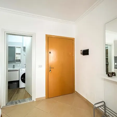 Aqua Mirage G86 Durrës